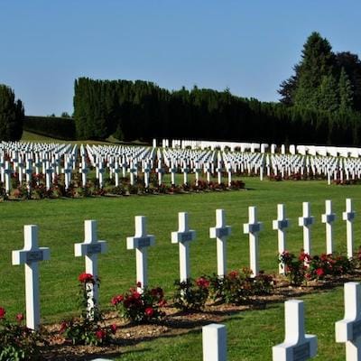 Le cimetière militaire de Douaumont près de Verdun