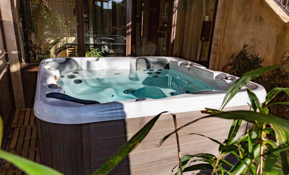 L'Oréliane chambre d'hôtes en Provence jacuzzi