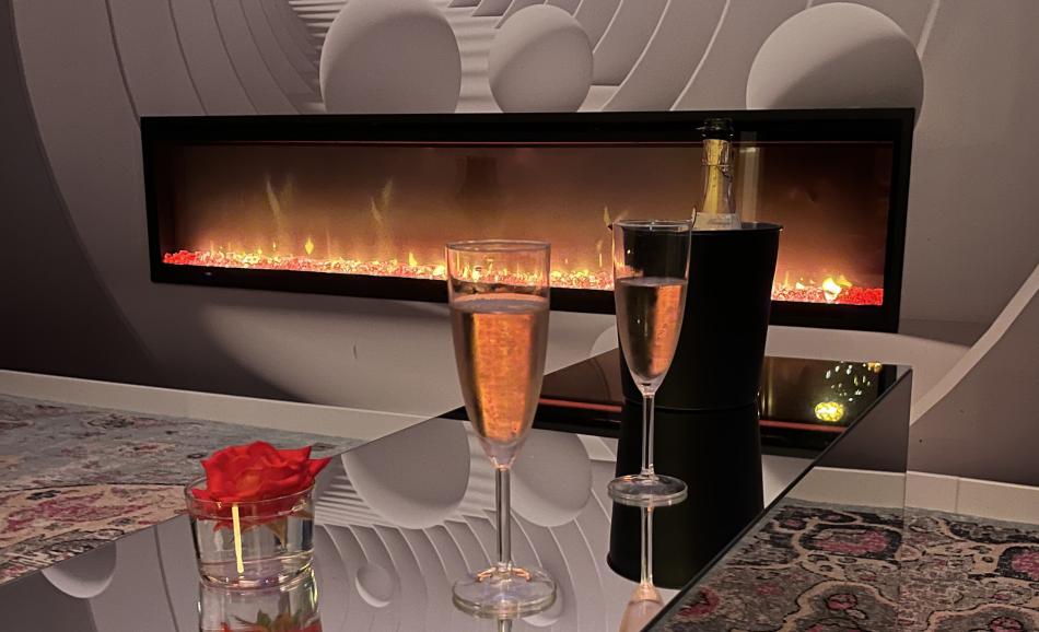 L'expérience enchanteresse loveroom en bretagne avec cheminée