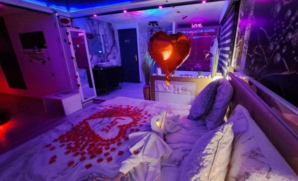 Love room à Carpentras L'Aurore