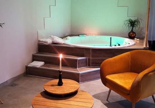 Le Rituel love room à Amiens espace jacuzzi balnéo