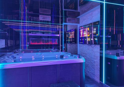 Mirror Room loveroom dans le Var
