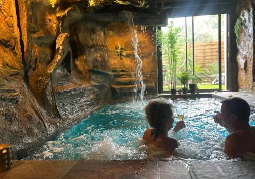 Takae loveroom dans le Var