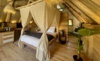 Logement insolite en Dordogne : cabane indonésienne par le Moulin de la Jarousse
