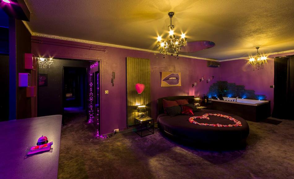 loveroom Perpignan purple lovt