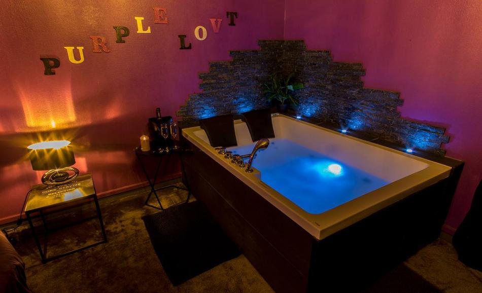 loveroom Perpignan purple lovt