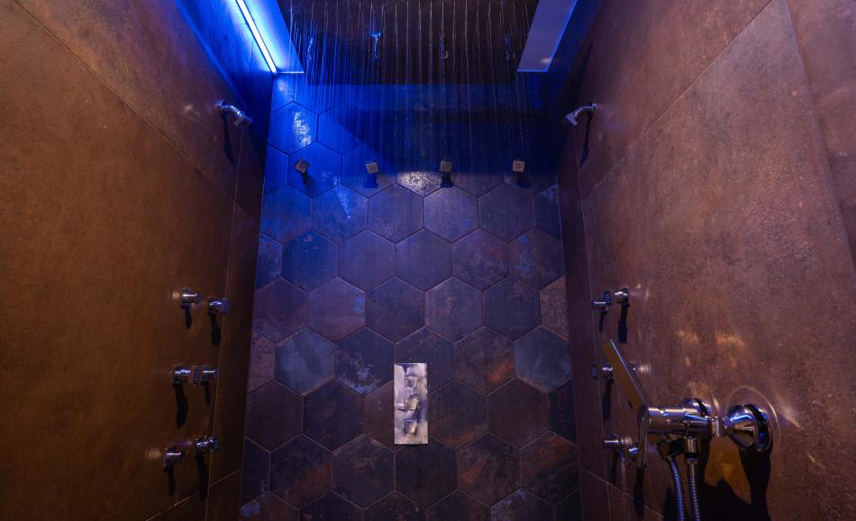 Les biquettes amoureuses loveroom avec jacuzzi en Alsace Olé Olé