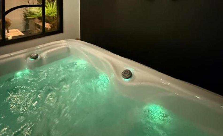 Ecrin de Charme - love room Mont Saint Michel