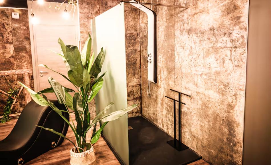 Eden Tropical loveroom érotique en Bourgogne