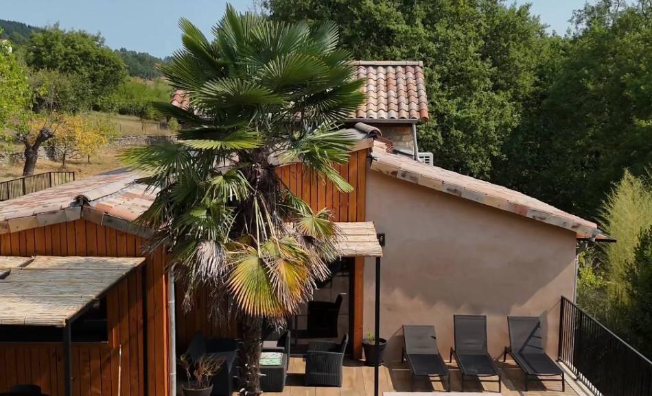 Gite romantique en Ardèche Escapade amoureuse ardéchoise