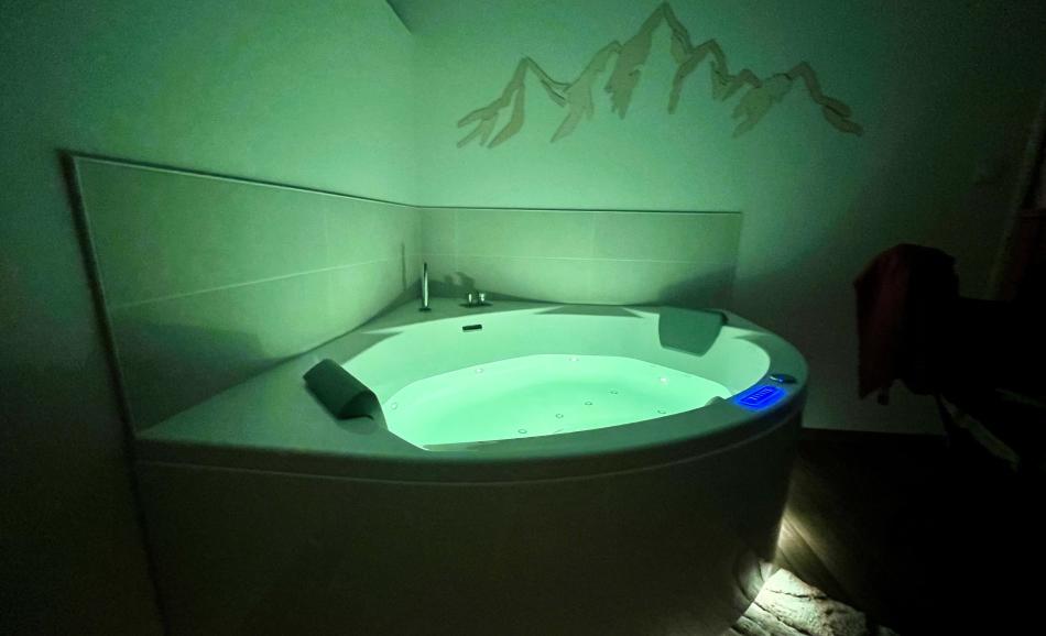 Loveroom en Ariège L'Ostalet