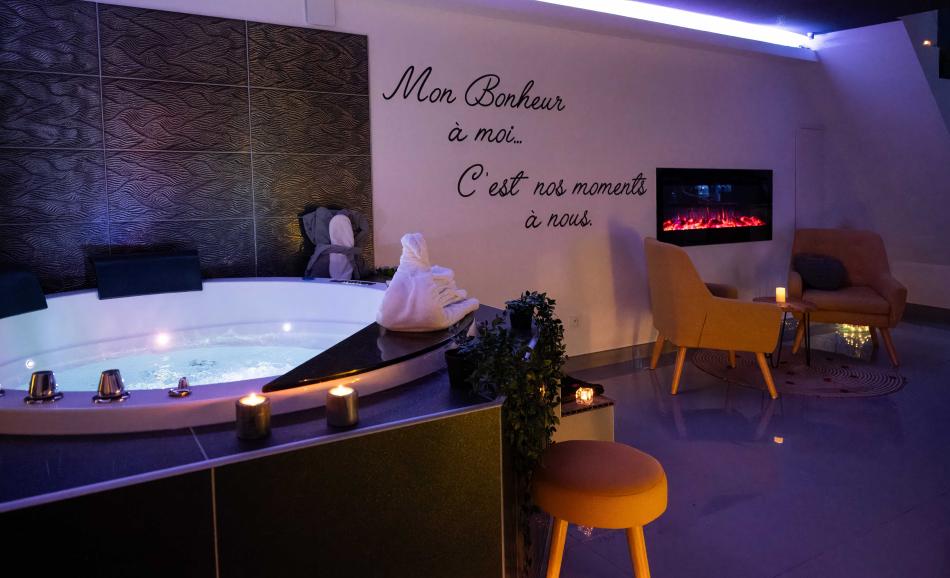 La Suite 55 contemporaine - balnéo loveroom PACA istres