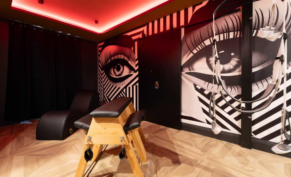 Le Donjon loveroom Lyon