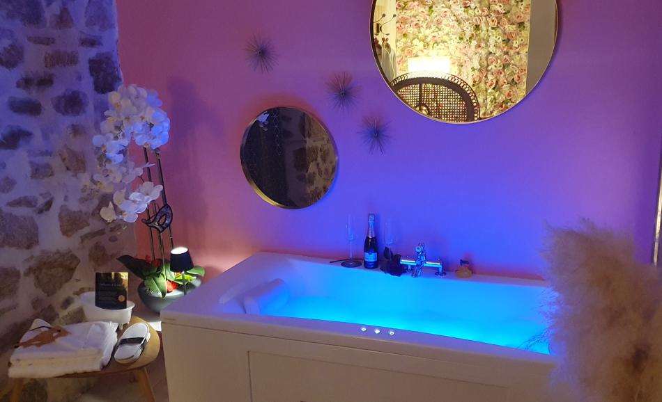 Les Secrets d'Eden Rose love room à Limoges balnéo romantique