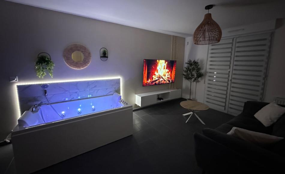 Le Diamant Secret - Le Prestige - Love room Saint Nazaire