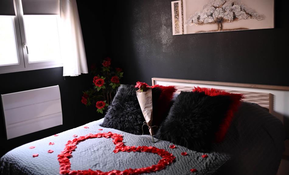 Loveroom à Carpentras avec spa privatif Eden House