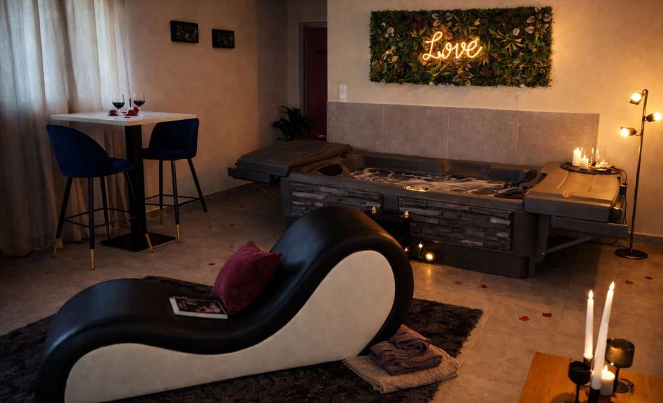 Love room à Carpentras avec spa privatif Eden House