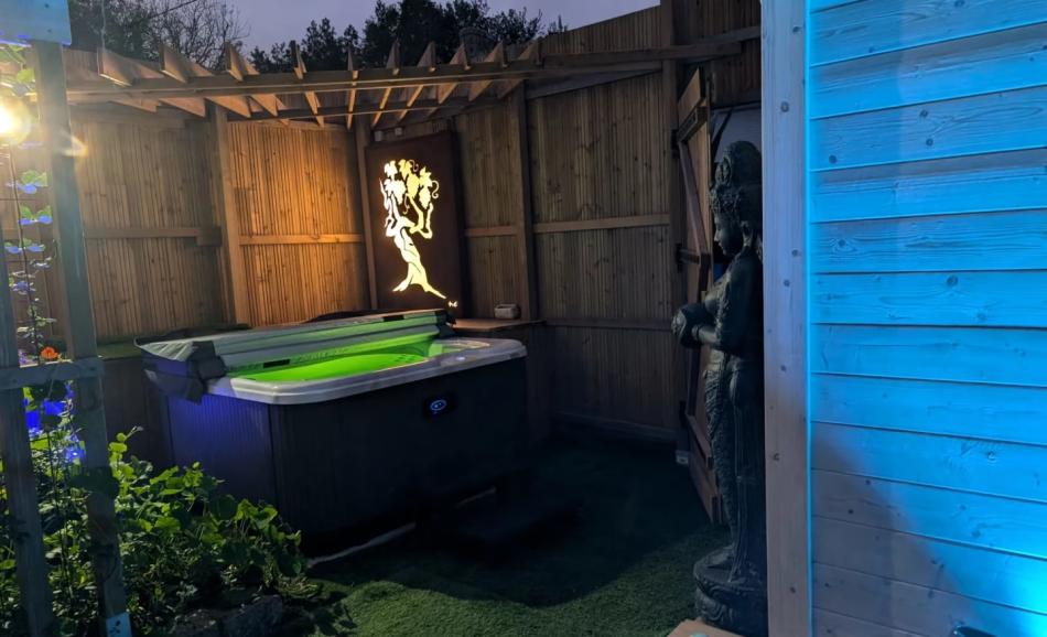 Les Suites du Bouddha Bleu loveroom à Carnac