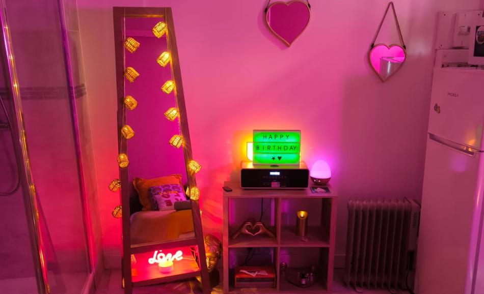 Love room Nice pour un weekend en amoureux à Spa by elle et lui