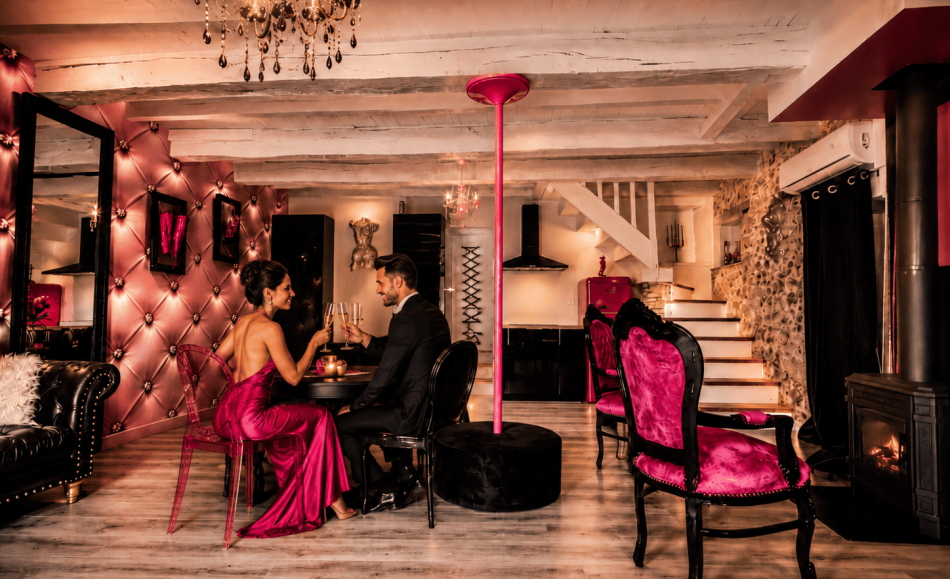 Loveroom en Dordogne dans la LovBnb chambre romantique