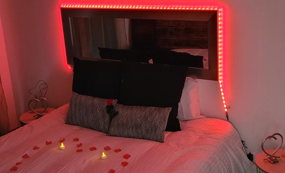 Nid'Amour loveroom près de Sarlat en Dordogne avec spa privatif