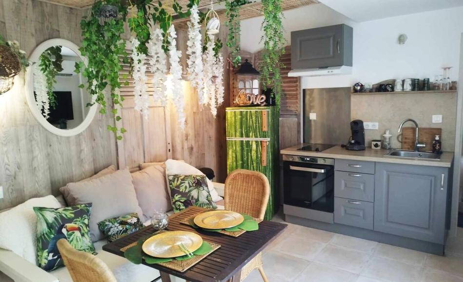 Siandaki - love room dans le Var - cuisine équipée