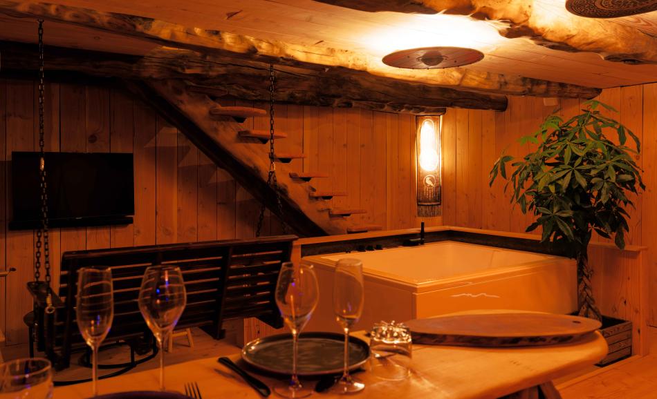 Viking Room - Loveroom dans le Morbihan avec balnéo