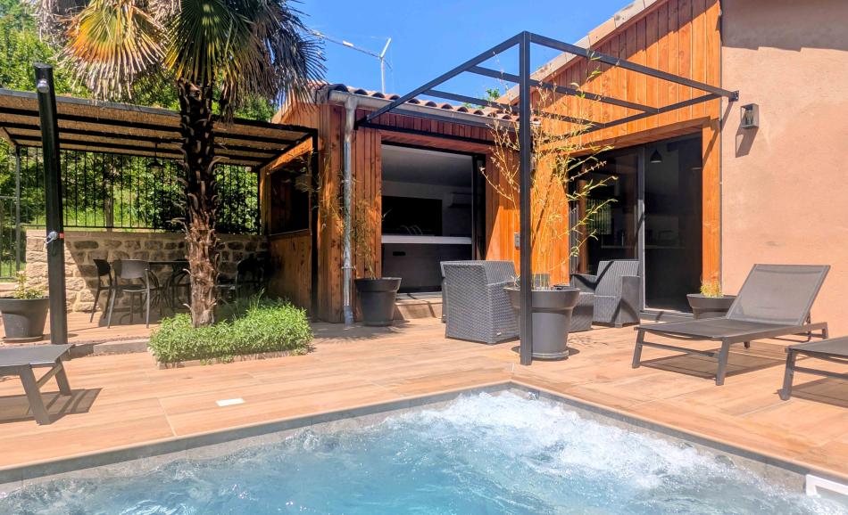 Weekend en amoureux en Ardèche dans l'Escapade amoureuse ardéchoise à Jaujac