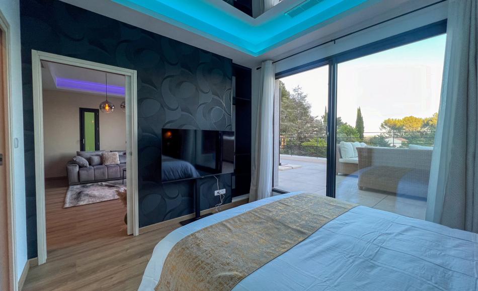 Villa Amédéo love room avec jacuzzi dans le var